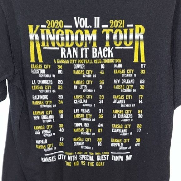 Kansas City Chiefs T Shirt Chiefs Kingdom Tour NFL Black Season Graphic Print S - Picture 3 of 4
